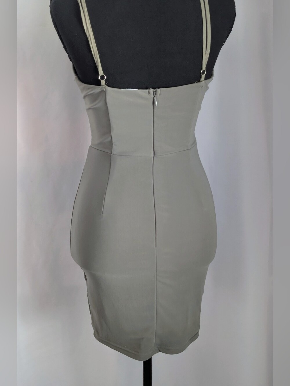 Angel Biba Sage/Gray Cutout Ring Bodycon Mini Dress Size S 🩶 - Picture 2 of 9